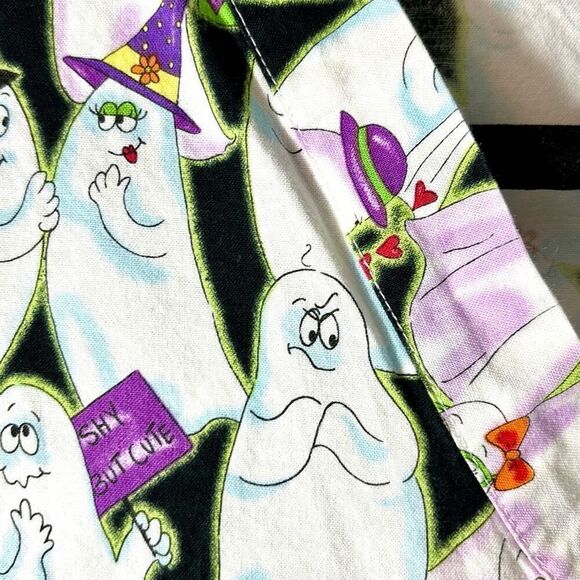 Barco Uniforms cotton cartoon ghosts print two pocket V- neck scrub top M - Picture 8 of 13